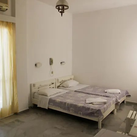 Zannet Parikia (Paros)