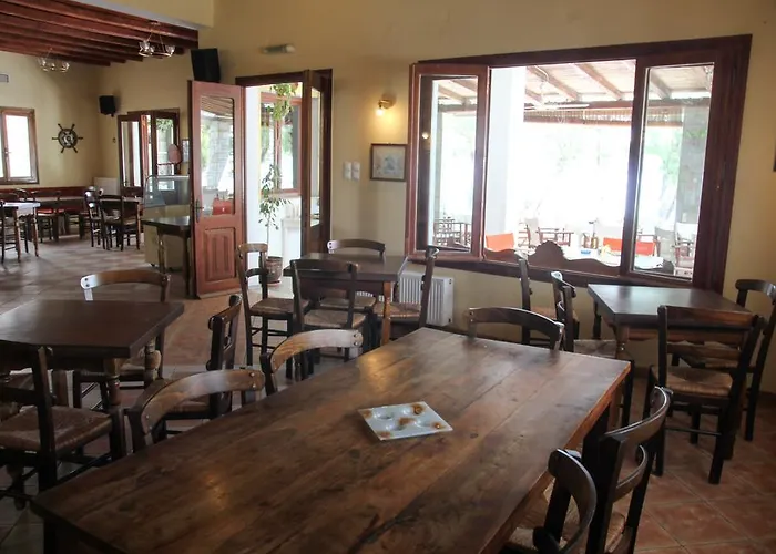 宾馆 赞奈特酒店 Páros